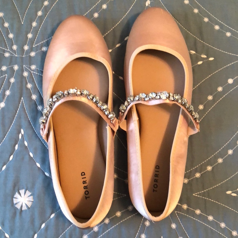 Torrid round toe shoe